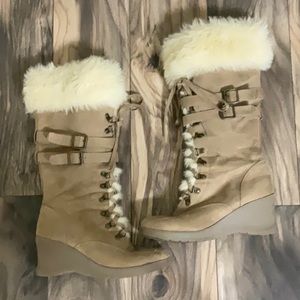 Tan Faux Fur Lace-Up Zip Boots - Size 8